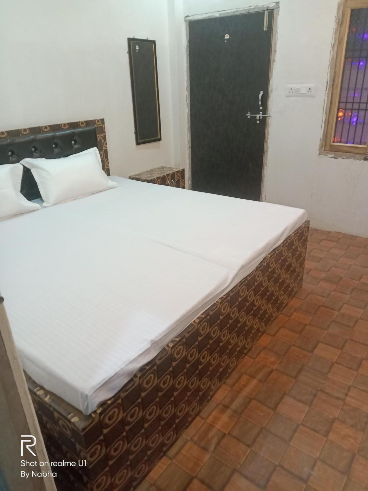 Shivaay Home Stay Варанасі Екстер'єр фото